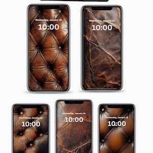 Könnte beinhalten: Fünf verschiedene Handy-Hintergründe mit braunen Ledertexturen. Die Hintergründe zeigen eine Nahaufnahme des Leders mit verschiedenen Mustern und Texturen. Die Uhrzeit wird auf jedem Hintergrund als "10:00" mit dem Datum "Mittwoch, 10. Januar" angezeigt.