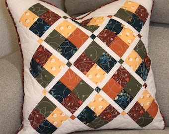 Federa per cuscino trapuntata fatta a mano: patchwork floreale autunnale (20x20)