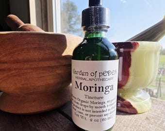 Organic Moringa Tincture: Herbal Supplement in Gluten-Free Vodka