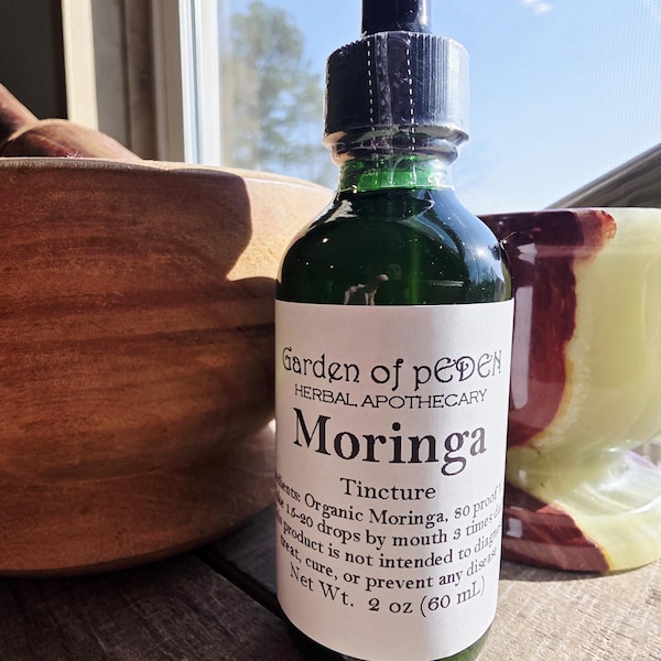 Organic Moringa Tincture: Herbal Supplement in Gluten-Free Vodka
