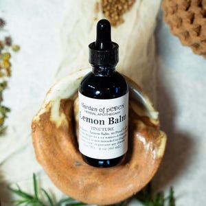 Lemon Balm Tincture | Melissa Officinalis | Organic Herbal Extract | Herbal Supplement