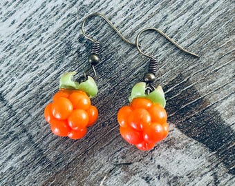 Cloudberry earrings made of polymer clay, Bereen jewelry, Fimo jewelry