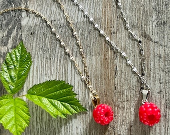 Edelstahl Halskette mit Polymer Clay Himbeeren, Obst Schmuck , Waldfrucht Schmuck, Polymer Ton Schmuck, Fimo Schmuck