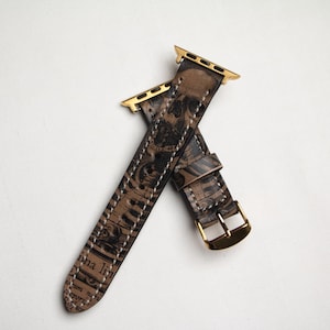 Apple Watch Band - Gothic Black Skull - Genuine Leather Strap - For Unisex - 38mm 40mm 41mm 42mm 44mm 45mm 49mm - Special Printing Style