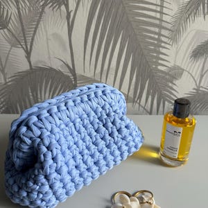 Clutch de crochet. Bolso de mano hecho a mano, perfecto para el día a día y para fiestas. ¡Gran idea para regalo!