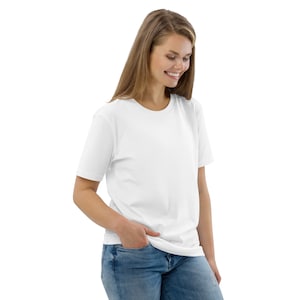 Eco-Friendly 100% Organic Cotton Women&#39;s T-Shirt Natural White Tee Plain Sustainable Shirt Undershirt Gift for Her