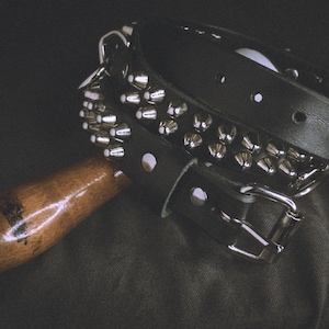 Nieten Bondage Gürtel