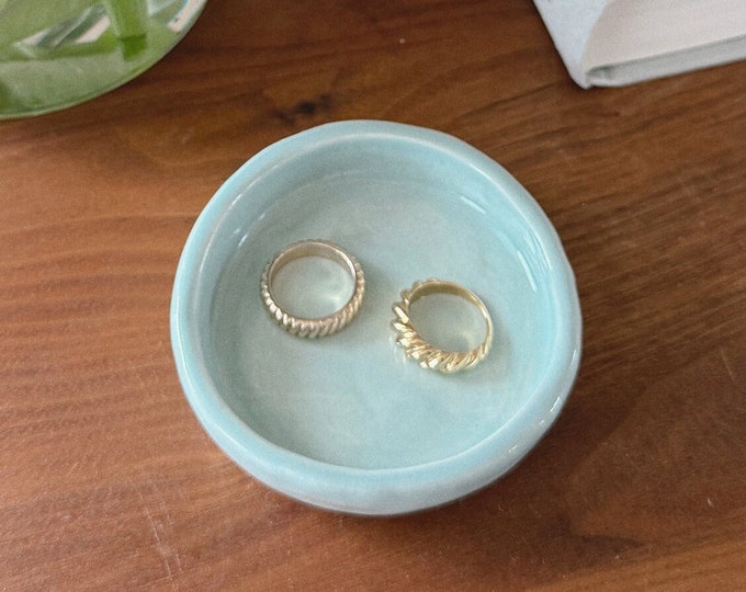 Ceramic Jewelry Dish - Aesthetic Trinket Dish - Cute Catch All Dish - Pretty Ring Dish - Handmade Jewelry Dish - Handmade Ceramic Ring Dish