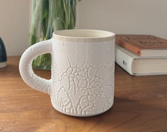 Taza de glaseado de rastreo - taza de cerámica crujiente - taza de cerámica estética - taza de cerámica de liquen - taza de café funky, taza de rastreo cerebral, artículos estéticos para el hogar