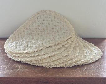 Set of 8 Vintage Quilted Floral Placemat Set with Ruffled Edge / Cream & Butter Yellow