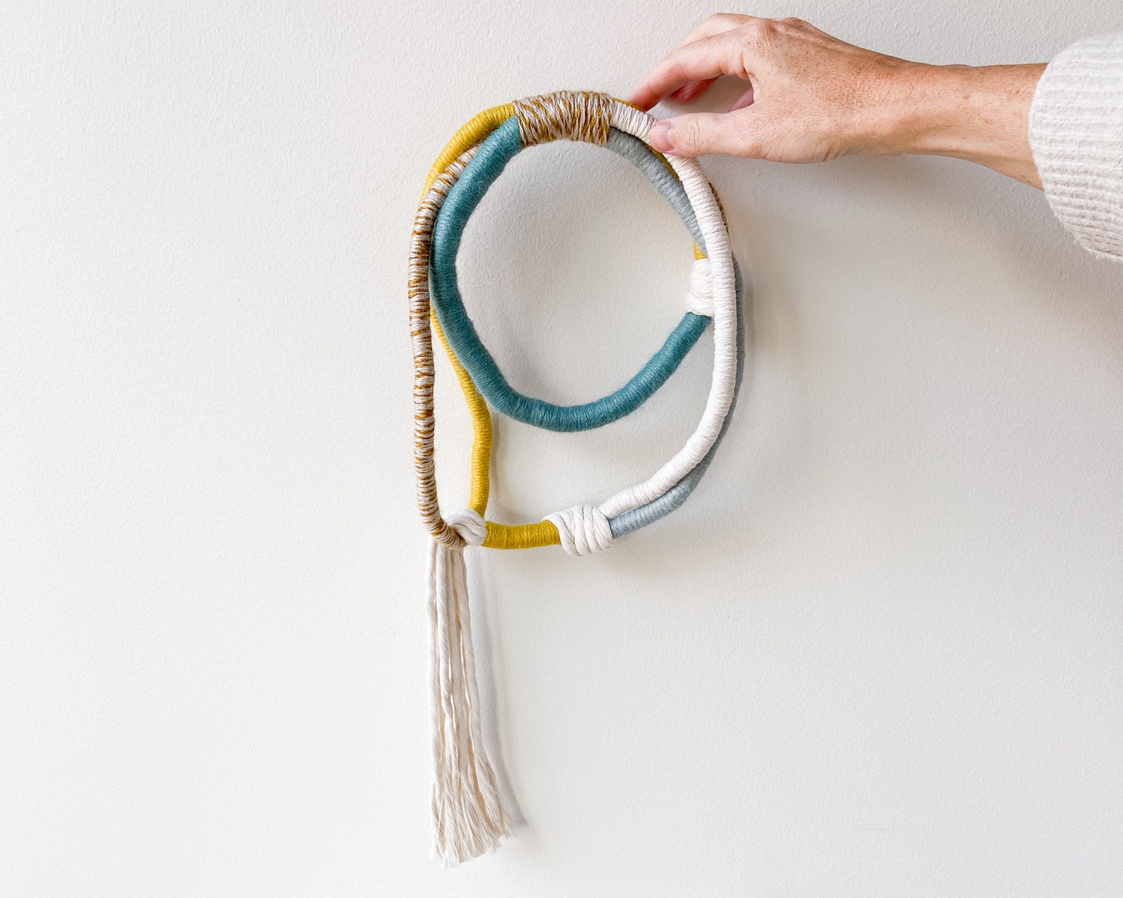 Photo inspiration: Small Wrapped Knot Modern Wall Hanging Organic Fiber Rope Art Photo Inspiration