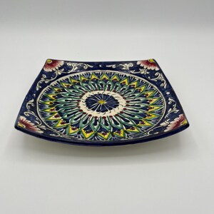 Piatti in ceramica uzbeka fatti a mano: piatto quadrato orientale asiatico dipinto a mano (7''/18 cm)
