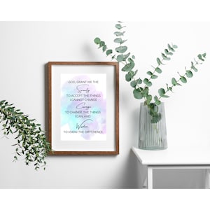 Arte de pared con salpicaduras de acuarela con oración de serenidad