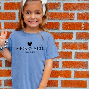 Mickey Mouse Shirt, Mickey & Co Shirt, Disneyland Shirt, Disneyworld Shirts, Disney Family Shirts, Comfort Colors Shirt, mickey mouse,130394 zdjęcie 7