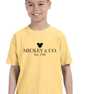 Mickey Mouse Shirt, Mickey & Co Shirt, Disneyland Shirt, Disneyworld Shirts, Disney Family Shirts, Comfort Colors Shirt, mickey mouse,130394 zdjęcie 2