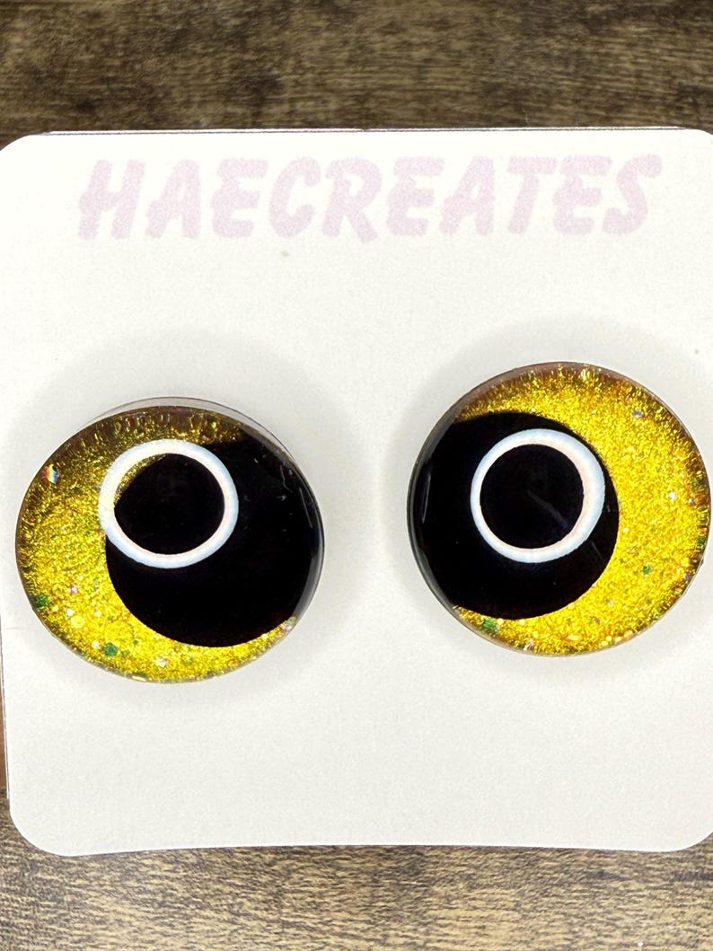 Hand-Painted Safety Sinker Eyes Gold