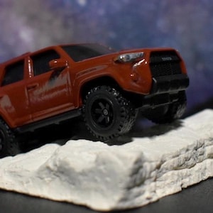 Hot Wheels Toyota 4Runner TRD Pro カスタム Amazon.com: Hot Wheels