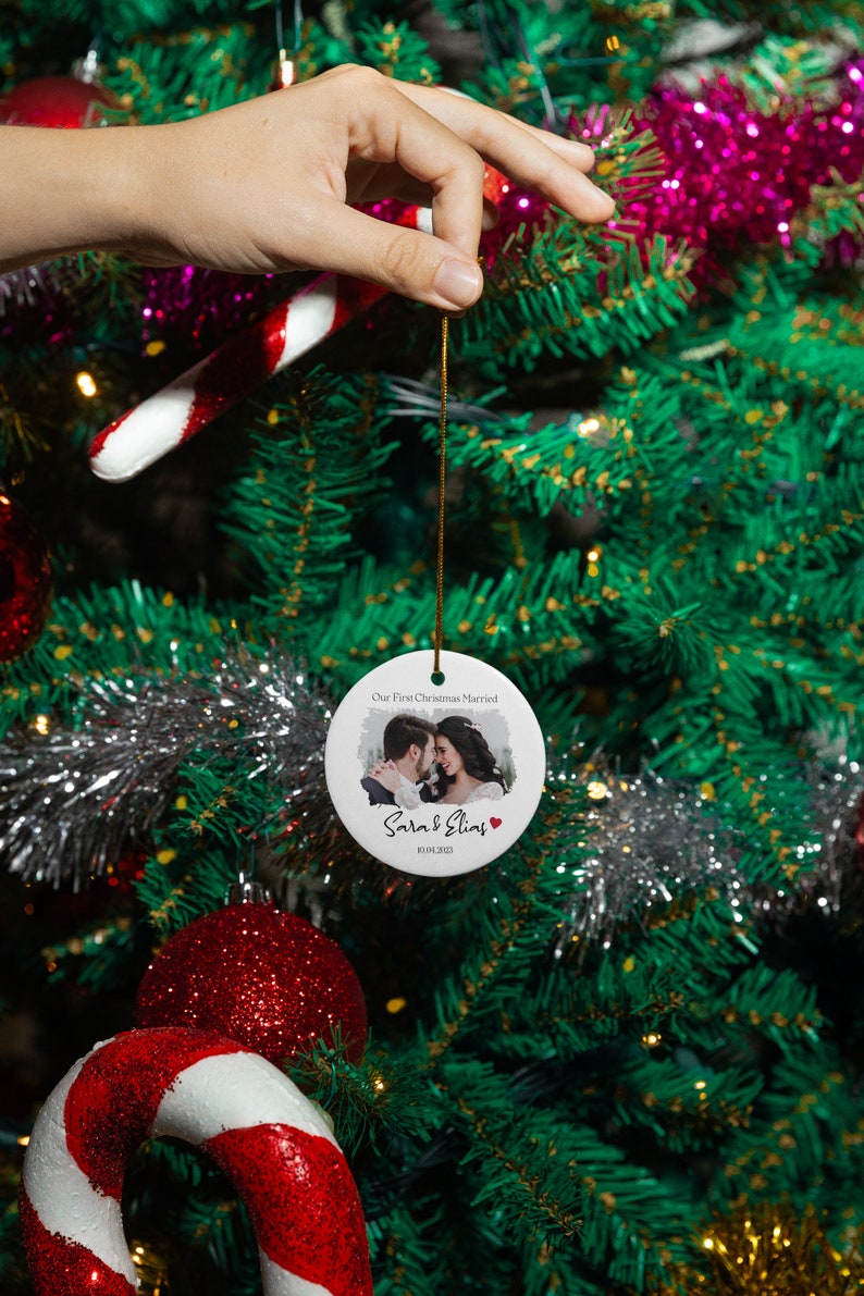 Our First Christmas Married Ornament, Bride - Groom Gift, Mr & Mrs 1st Christmas Ornament, Newlywed Couple Personalized Wedding Gift 2025 - UK