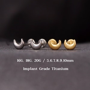 Titanium Crescent Moon Threadless Push Pin Labret, 20G/18G/16G Flat Back Earrings, Cartilage, Tragus, Helix, Conch, Nose Stud, 5mm-10mm