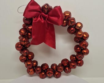 Kerst rode metalen jingle bells krans muur-, deur- of tafeldecoratie D26