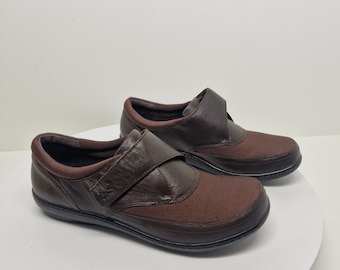 Aetrex Emma Monk Strap Shoes in Cocoberry Brown Leather Upper US Sz 8.5 Med D80