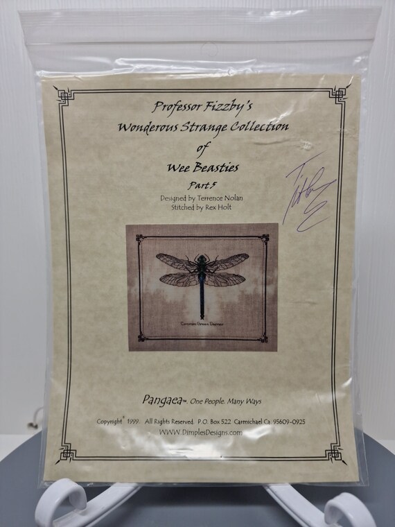 フィズビー教授の不思議で奇妙な小さな動物のコレクション トンボ