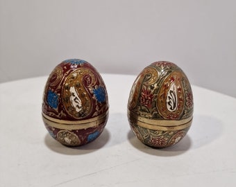 VTG 2 messing veelkleurige eieren Snuisterijdoosjes, gemaakt in India 2,5" in, B6ie