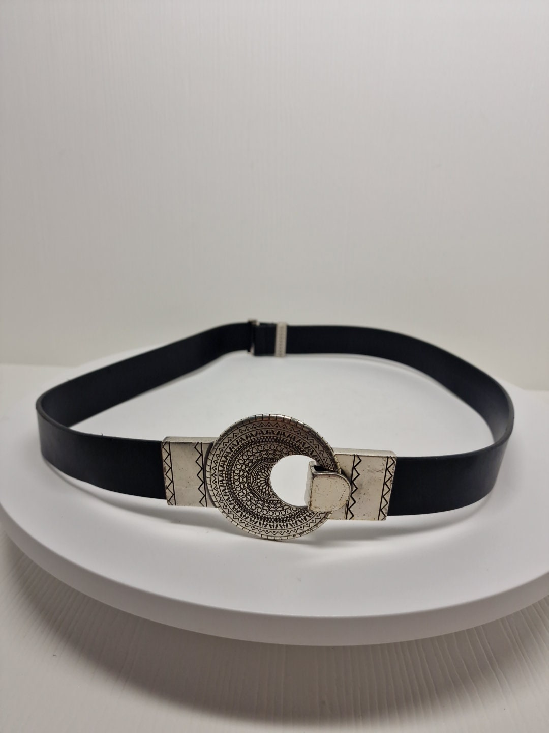 Chico's Black Leather Belt Silver Buckle Circle Hoop Closure