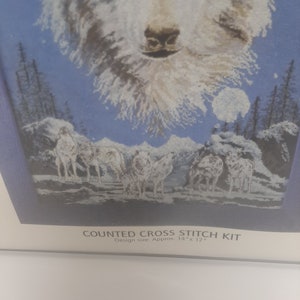 DMC Counted Cross Stitch Kit Expert Born Free Night Of The Wolves K3659US D22 image 6
