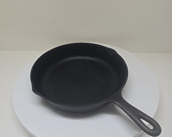 Sartén de hierro fundido - Antigua hecha en EE. UU. #7, 10 1/4 In D73