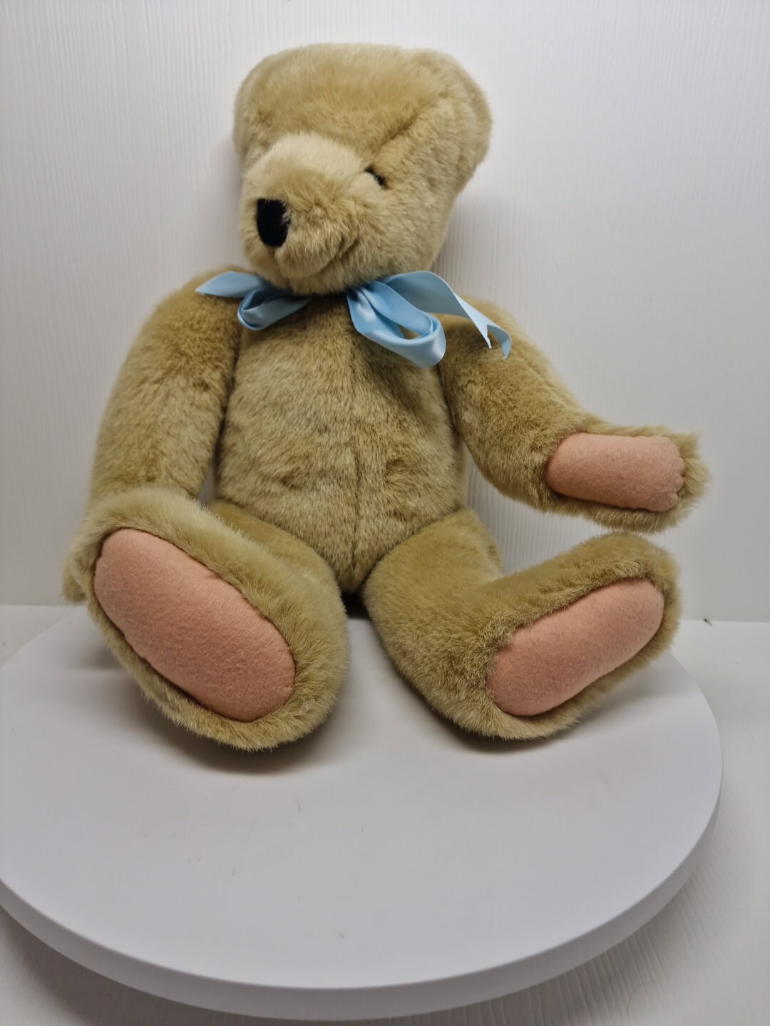 Fuzzy Vanderbear 1982 North American Bear Co. Jointed