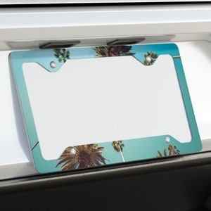 Palm Trees License Plate Frame, Vintage Retro Vibes Nostalgic California, Beautiful Vibrant Glossy Finish, Perfect Gift SUPER SLIM ALUMINUM Bild 1