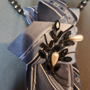 Women&#39;s Vintage Necktie Brooch Neckware