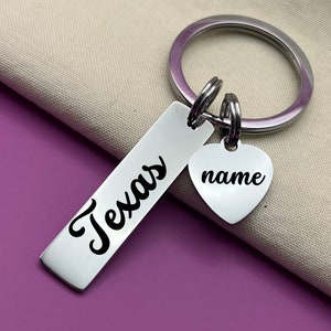 Custom Texas Keychain: Stainless Steel Souvenir with Personalized Heart Charm