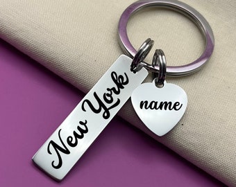 Personalized New York Keychain: Stainless Steel Souvenir with Custom Heart Charm