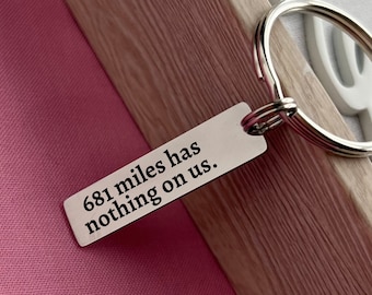 Custom Long Distance Love Stainless Steel Keychain - Personalized Distance Can't Break Us Keychain - Valentine's Day Gift