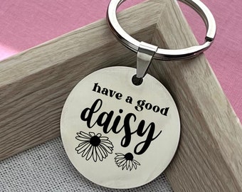 Custom Stainless Steel Daisy Keychain: Personalized Cheerful Gift
