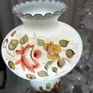 GWTW HURRICANE LAMP 27&quot; white flower