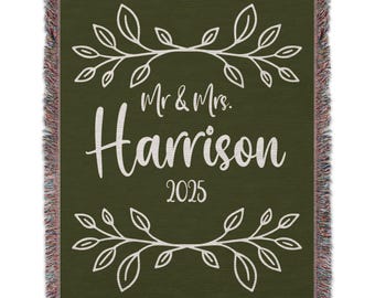 Personalized Wedding Gift Blanket, Custom Couple Name Blanket, Anniversary Gift Woven Blanket, Mr and Mrs Blanket, Floral Newlywed Blanket