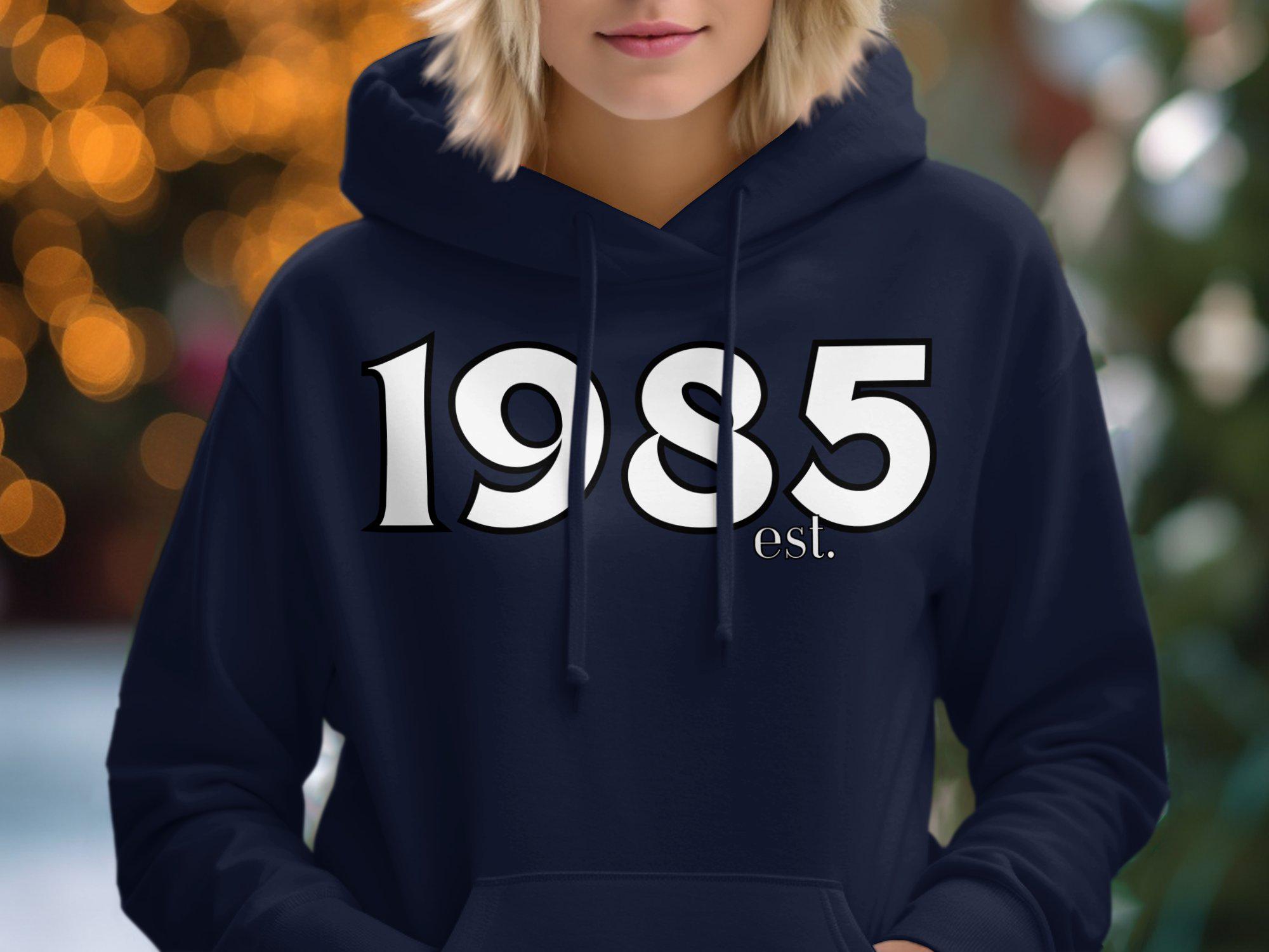 1985年創業のTシャツとパーカー、ヴィンテージ1985デザインTシャツ、80
