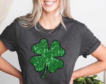 Camiseta de trébol, camiseta del Día de San Patricio, camiseta del Día de San Patricio, camiseta de trébol de cuatro hojas, camiseta con purpurina, camiseta de trébol bonito, regalo para San Patricio
