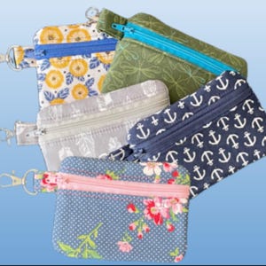 Small (5" x 3.5") Zippered Pouch for card holder, small gifts, coin purse, and more with swivel clasp