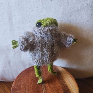 Tiny Frog Sweater - Alpaca Wool, Miniature Amigurumi Doll Clothes