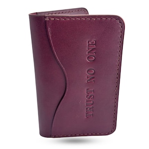 Cartera plegable de cuero burdeos personalizada para él: cartera para hombre grabada personalizada, regalo hecho a mano, titular de la tarjeta de visita