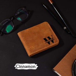 Cartera RFID plegable grabada Carteras de cuero personalizadas para hombres, Carteras para hombres Regalos para él, Tarjetero de cuero personalizado minimalista Regalo de tres pliegues