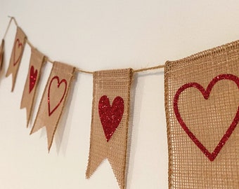 Red Hearts Dovetail Banner, Valentine Burlap Banner, Pennant banner, Red Hearts banner