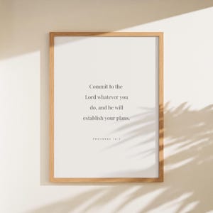 Sprüche 16: 3, Engagement für den Herrn, was auch immer du tust, Bibel-Vers-Druck, christliche Bürodekoration, christliche Wanddrucke, christliche Minimal Kunst