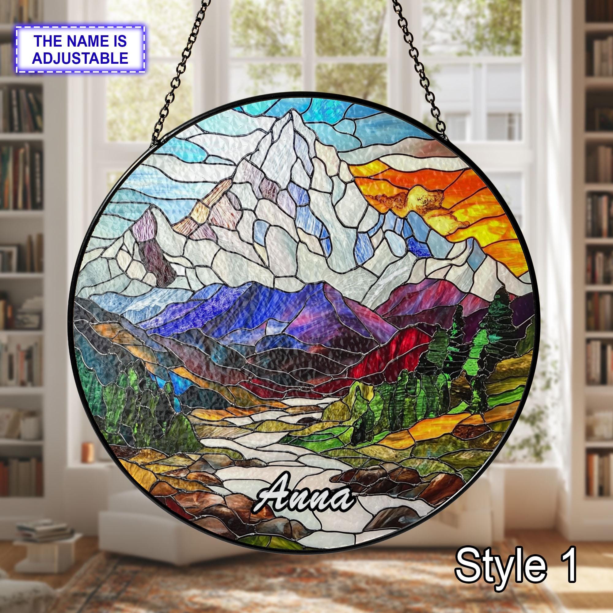 カスタムネーム入りエベレストステンドグラスサンキャッチャー