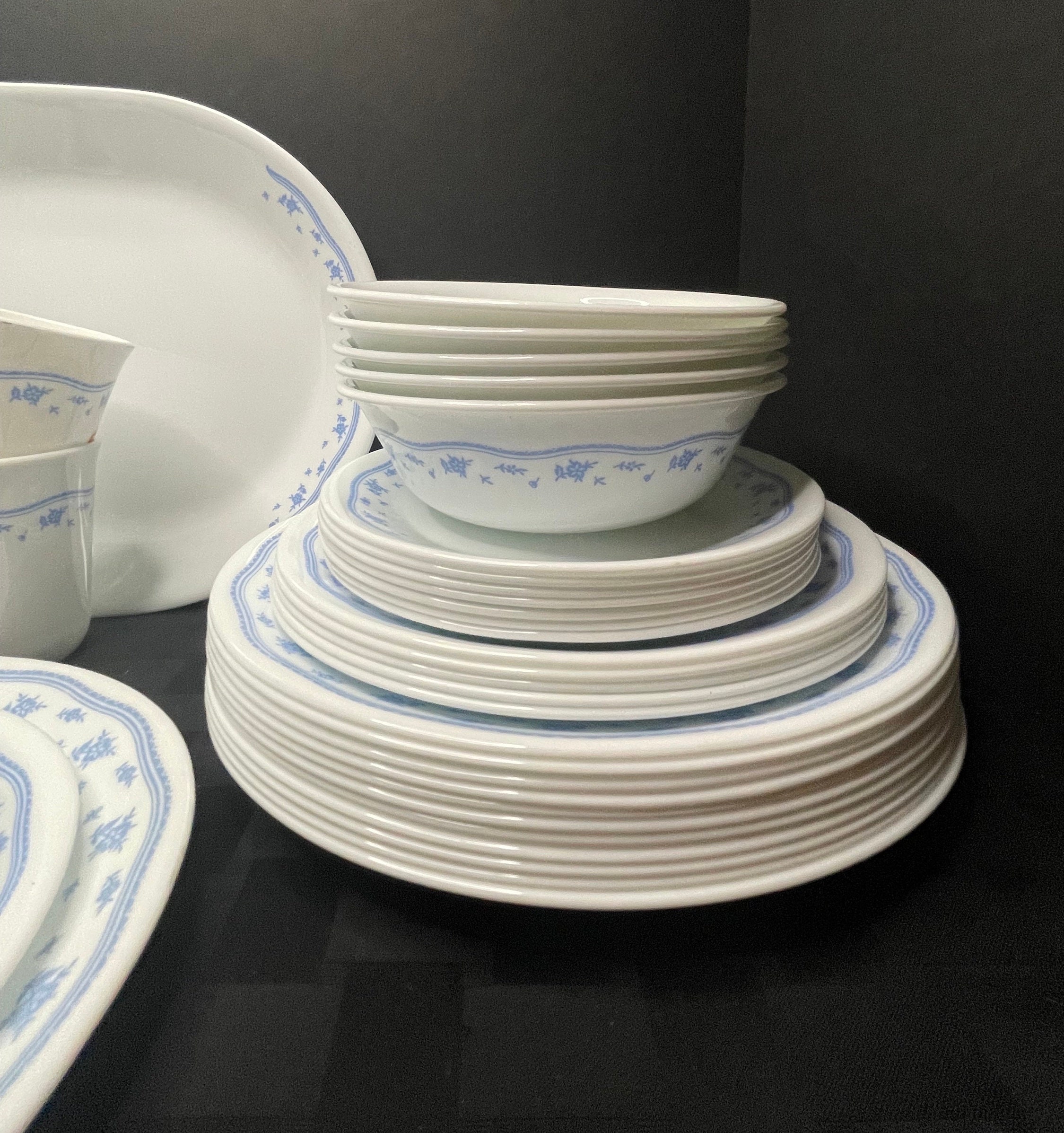 Vintage Corning Corelle Dinnerware Set of 5 Pieces in Morning Blue
