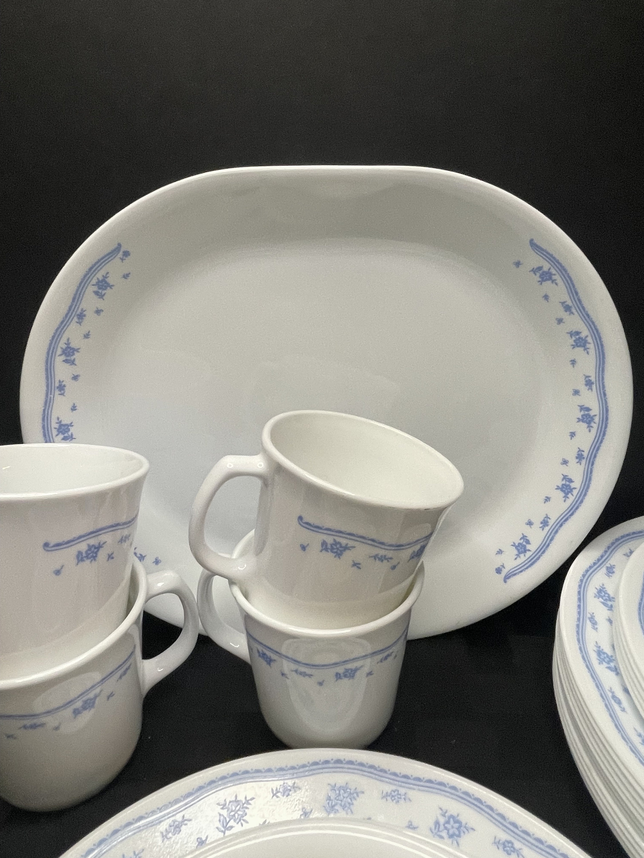 Vintage Corning Corelle Dinnerware Set of 5 Pieces in Morning Blue